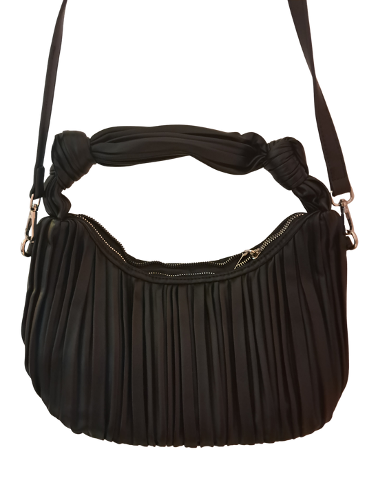 Askılı siyah clutch çanta
