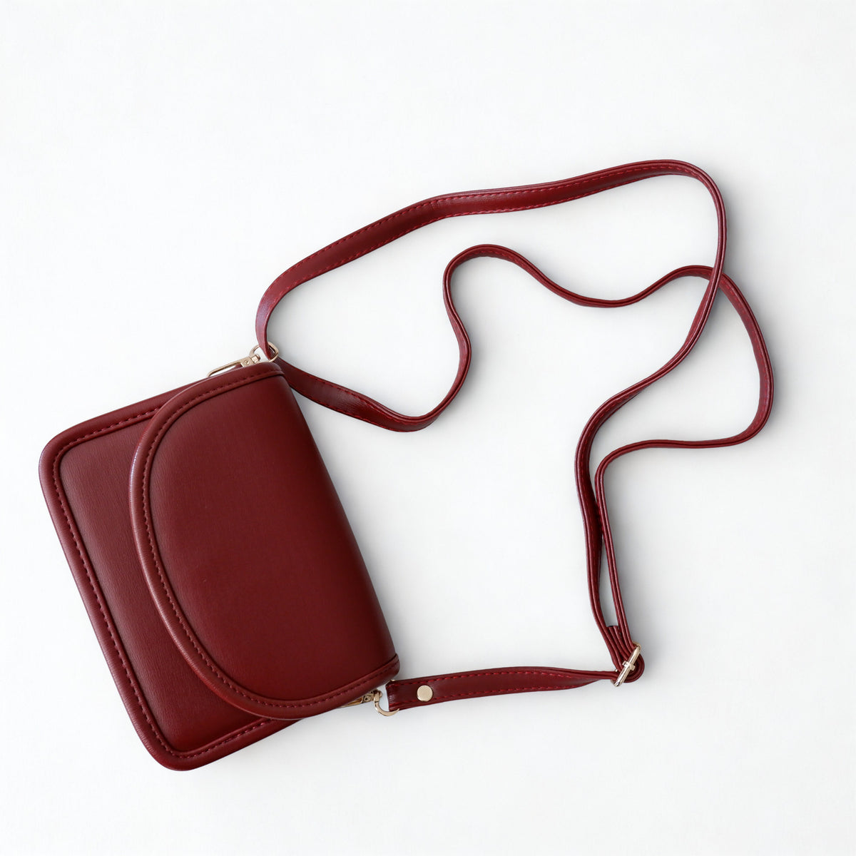 Walentia Bordo Minimalist Kadın Omuz Çantası – Şık & Kullanışlı Tasarım