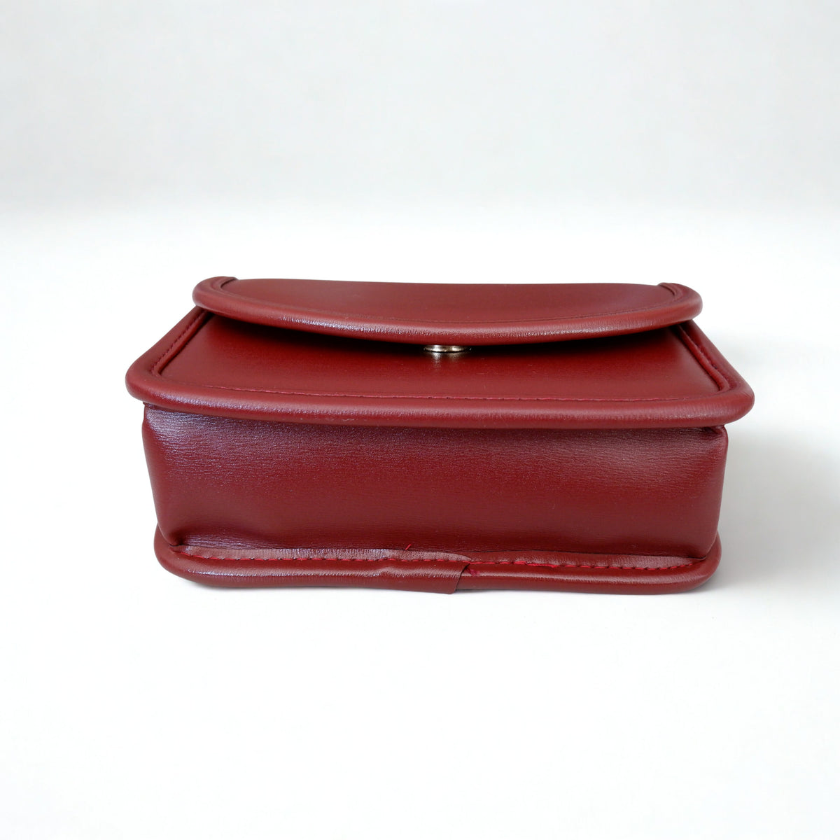 Walentia Bordo Minimalist Kadın Omuz Çantası – Şık & Kullanışlı Tasarım